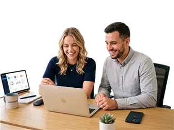 Equipo trabajando con Kovia.es en proyecto digital